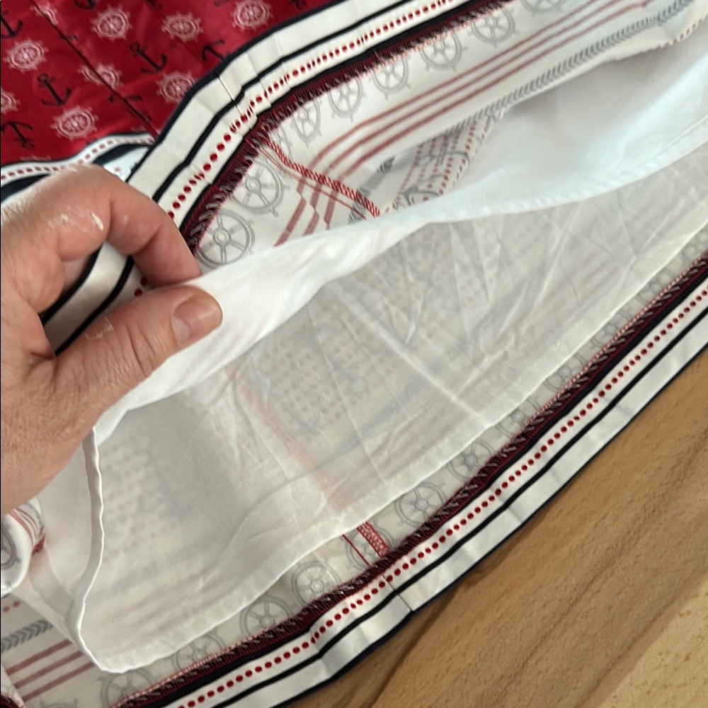 Red Patterned A-Line Skirt - Picture 7 of 10
